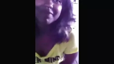 ઉત્કટ નોંધો સાથે ગુજરાતી બીપી સેકસી વીડિયો રોમાંસ