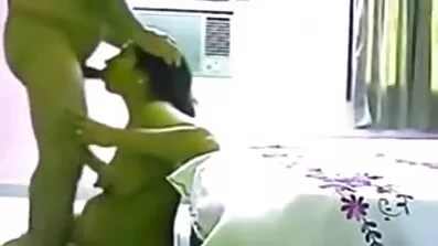 ભાડૂત મસાજ અને આવાસ બીપી વીડીયો સેકસી વીડિયો ગધેડા માટે ચૂકવણી કરે છે