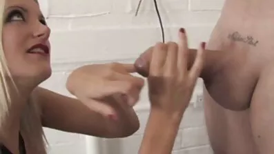 કાળા સ્ત્રી વિવિધ સ્થિતિમાં એક માણસ સાથે અશ્લીલ. સેકસી વીડિયો ગુજરાતી બીપી