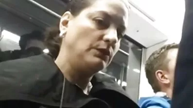 લાલચુ સંવર્ધન તરત જ ત્રણ બસ્ટી બ્લોડેશને સંતોષવા સેકસી વીડિયો બીપી એચડી માટે વ્યવસ્થાપિત