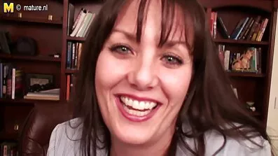 તેણીને પહેલેથી જ ચુંબન કરો એનીમલ સેકસી વીડિયો બીપી